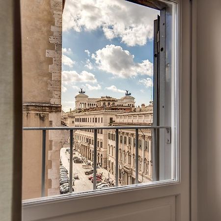 Appartamento Con Vista Sul Vittoriano روما المظهر الخارجي الصورة